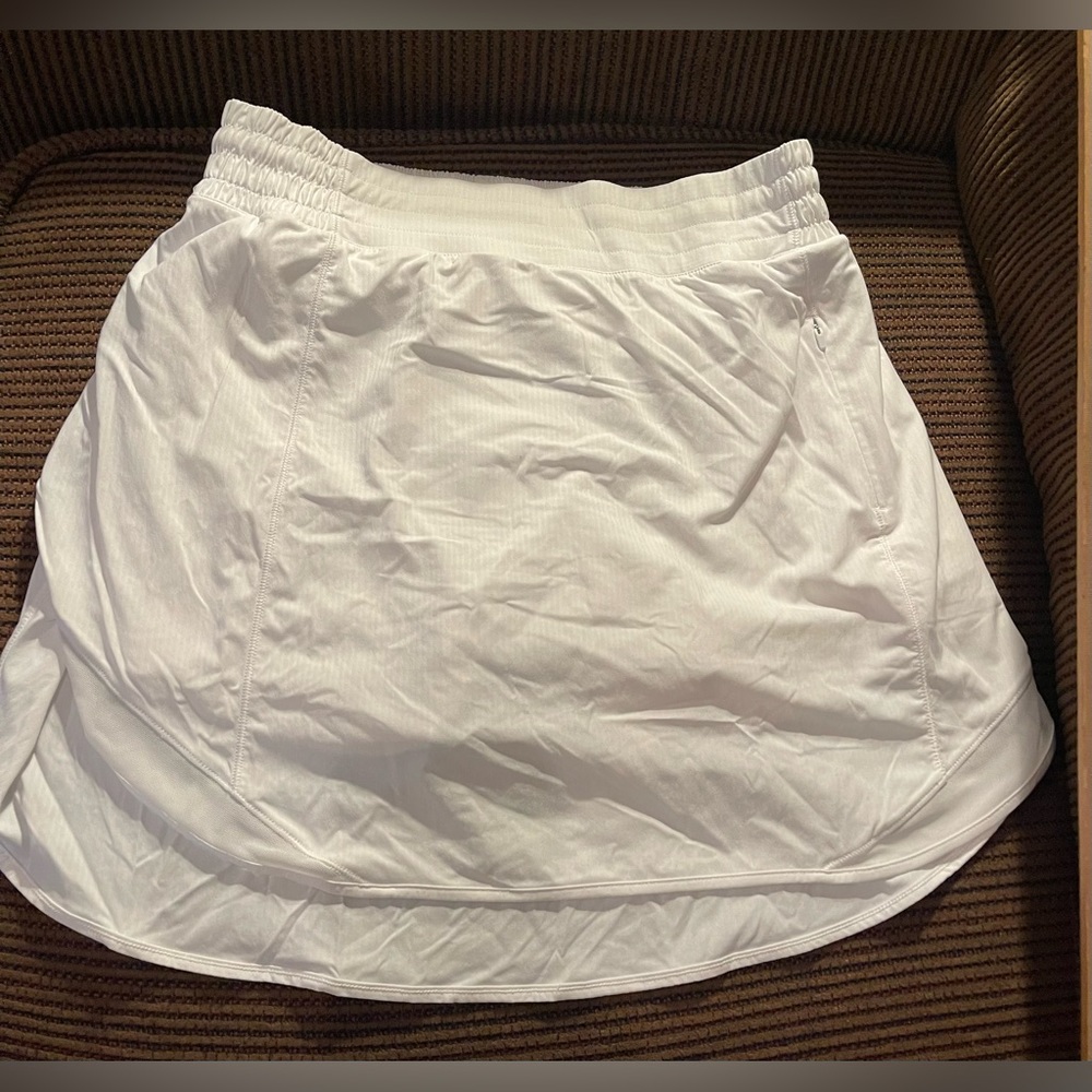 Women’s Lululemon Hottie Hot HR White Skirt Long Size 8